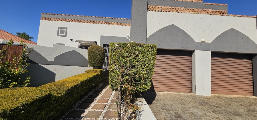 To Let 3 Bedroom Property for Rent in Cashan North West